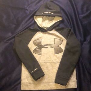 Under armour youth small hooded sweatshirt